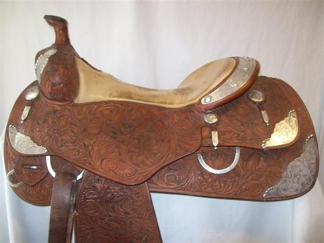 Used Saddle:- Image Number:0